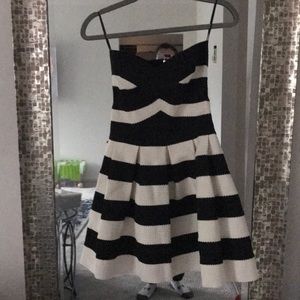 Sis Sis Black and White strapless dress